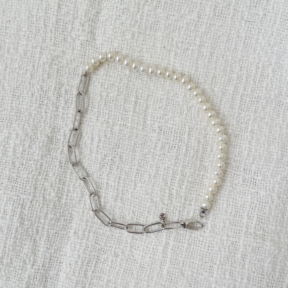 Mejuri Dual Pearl Wrap Bracelet - Picture 1 of 7